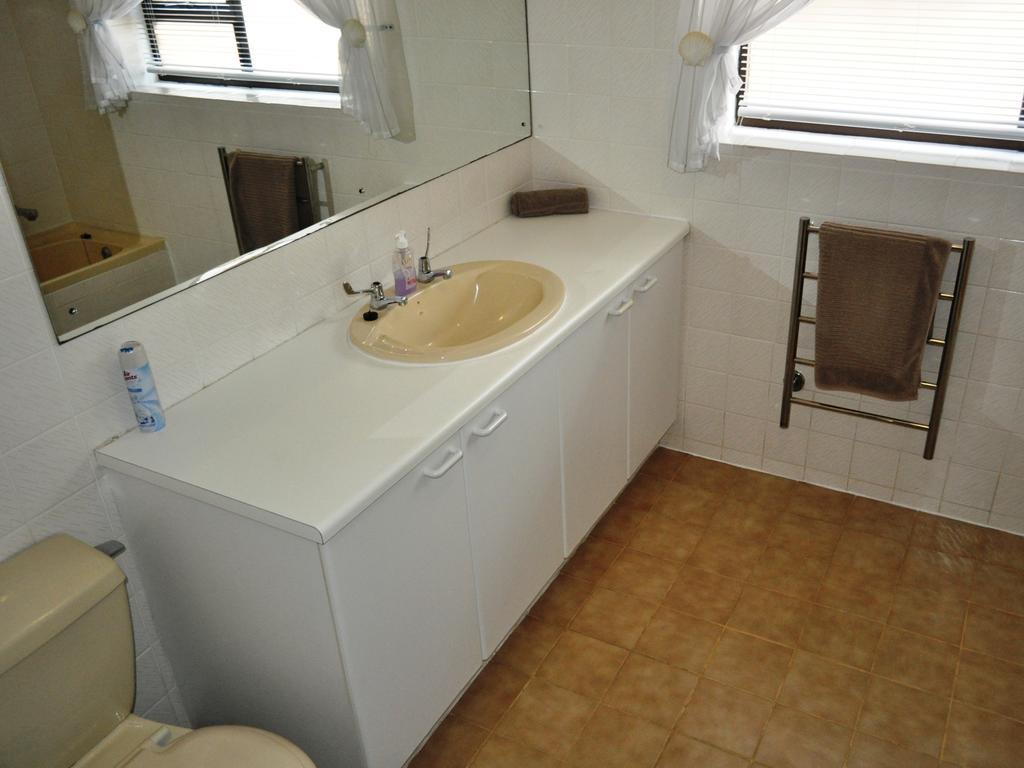 Great White Accommodation Kleinbaai Zimmer foto
