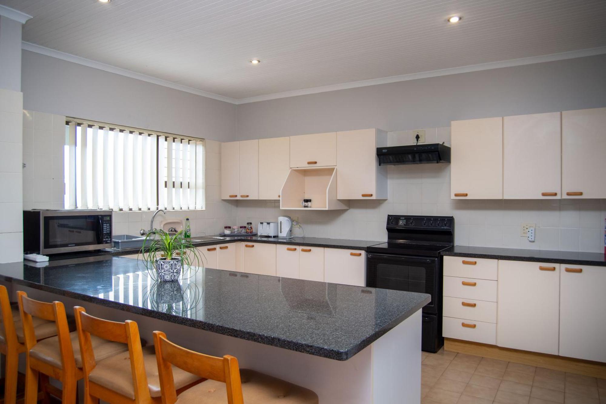 Great White Accommodation Kleinbaai Zimmer foto