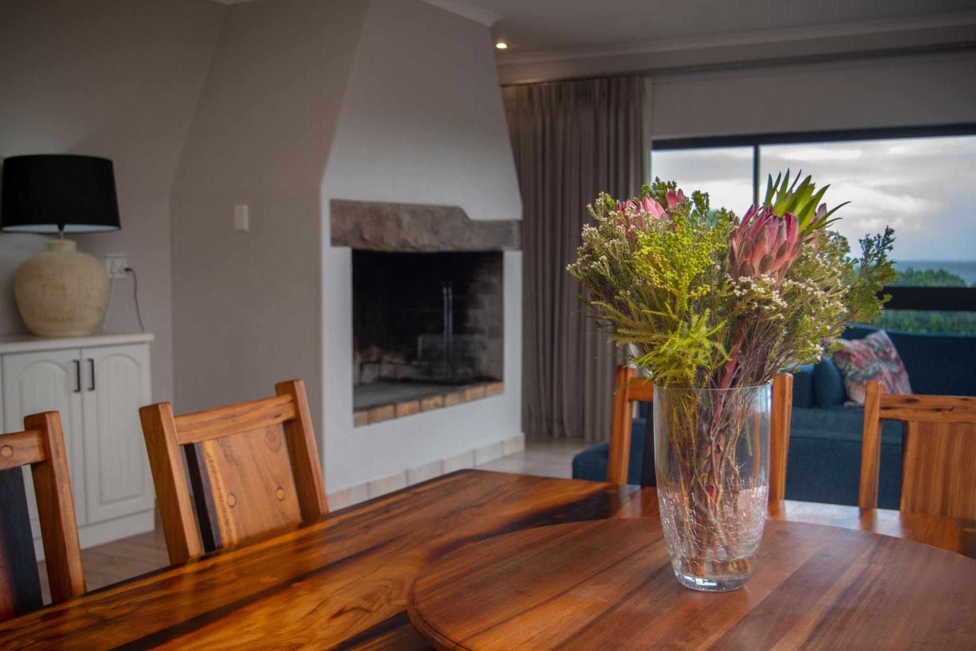Great White Accommodation Kleinbaai Exterior foto
